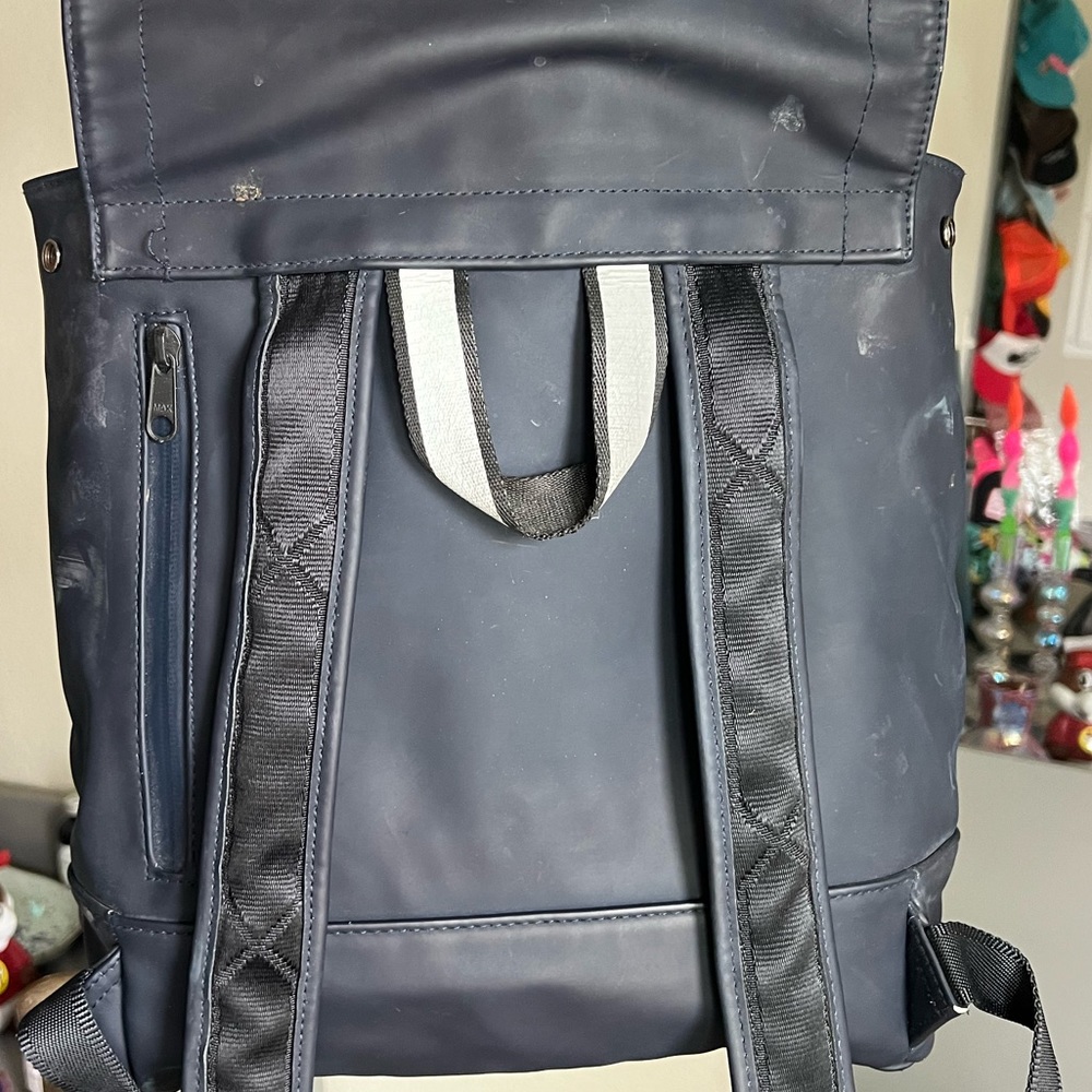 Medium Hunter Backpack - image 3